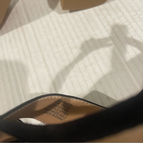 Women’s Sun + Stone Jillien Black Faux Suede Platform Sandals Size 11 US! - Picture 8 of 9